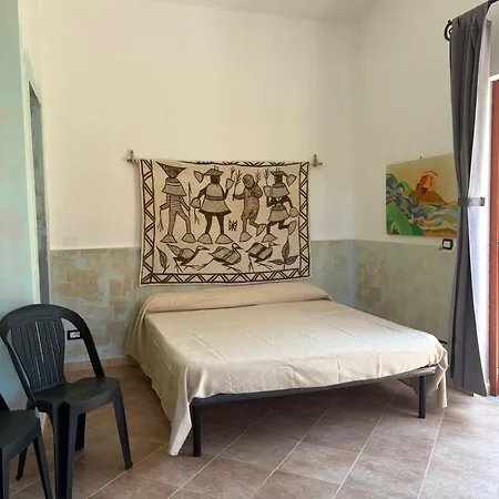 Garden בית הארחה